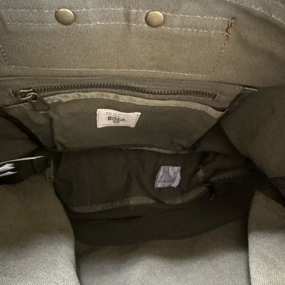 Billabong Backpack with Leather Strap Olive Green 17”x14” - Picture 5 of 13